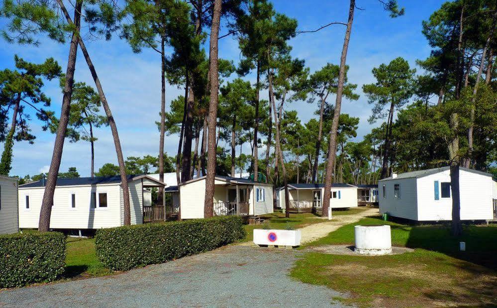 Sous Les Pins Ronce-les-Bains Exterior foto